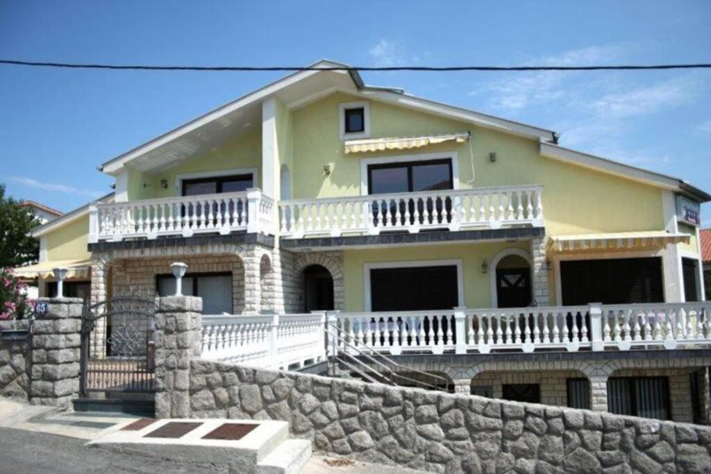 Apartman Nikola Salatić Kültér fotó