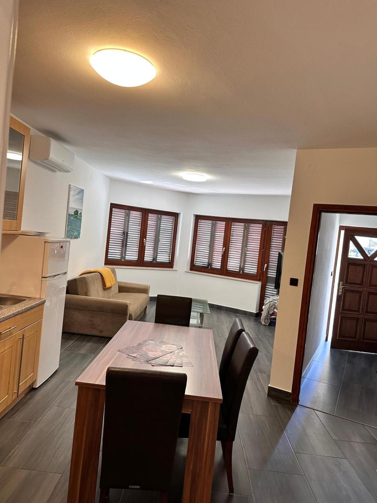Apartman Nikola Salatić Kültér fotó