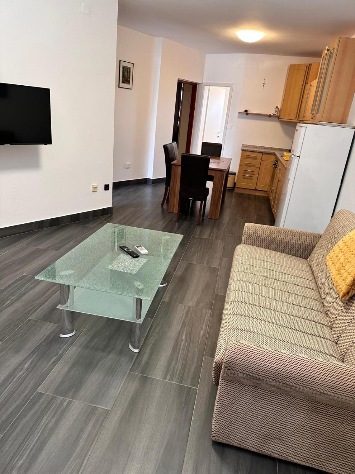 Apartman Nikola Salatić Kültér fotó